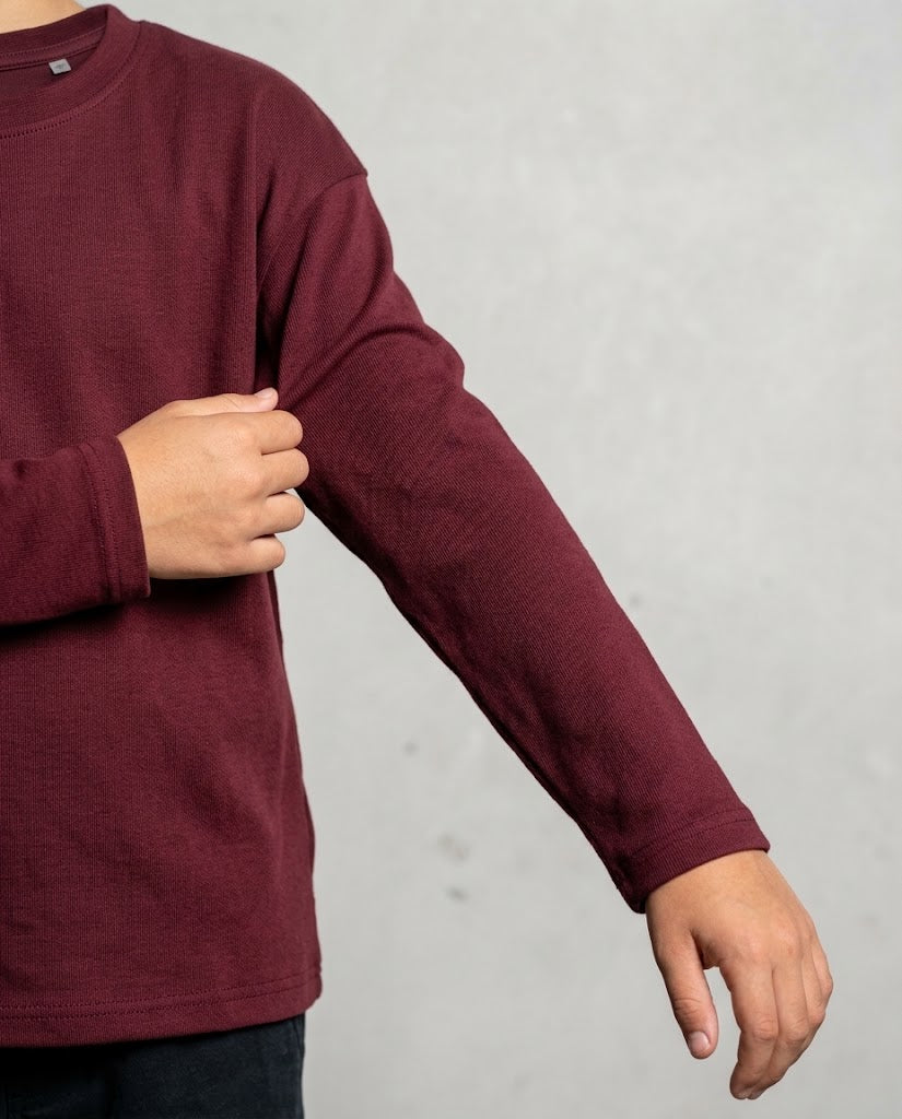 BURGUNDY SPLIT-NECK RIBBED SWEATSHIRT (BOXY FIT)